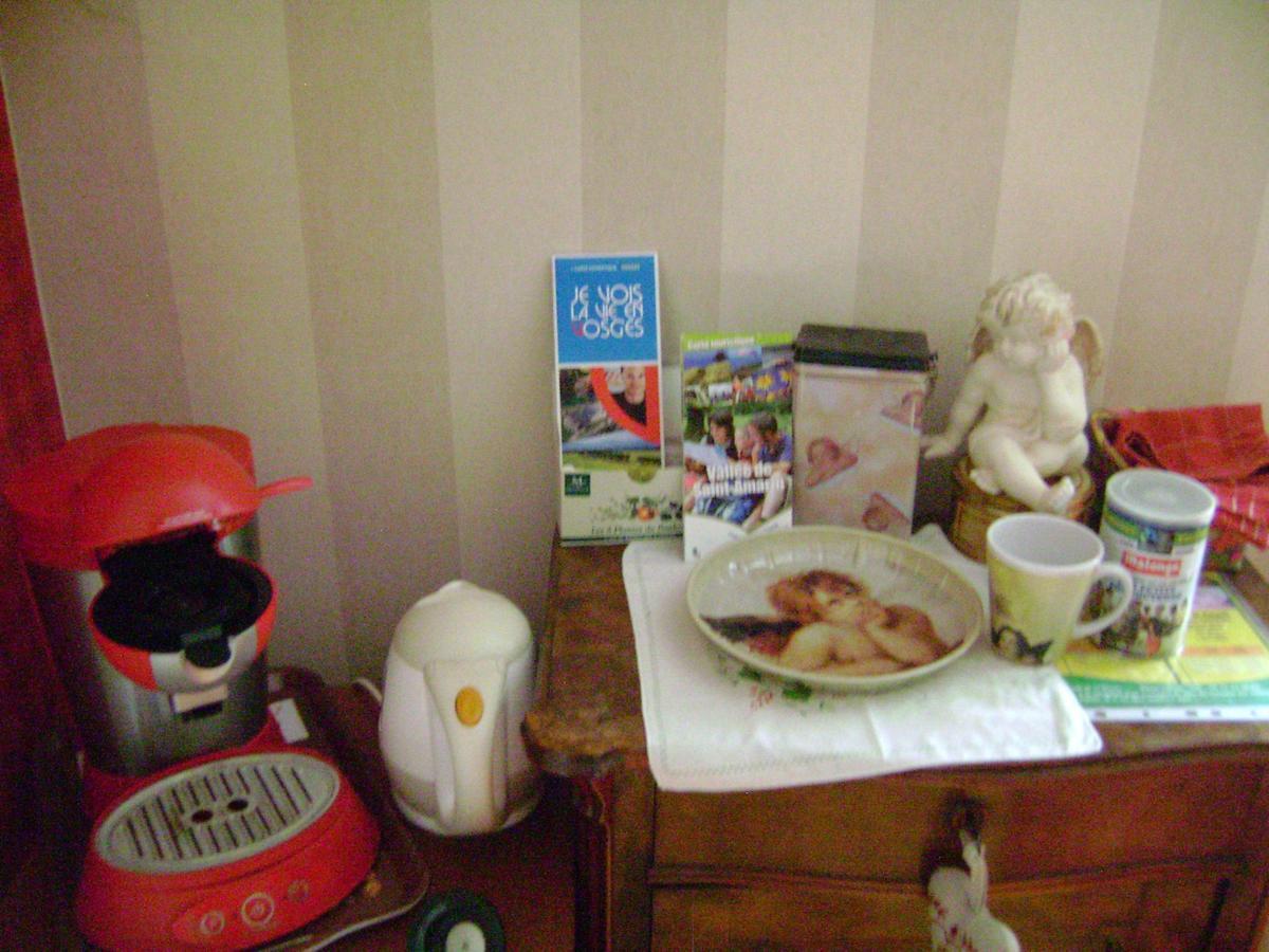 Bed and Breakfast Les Volets Bleus Alsace Vosges Urbes Номер фото